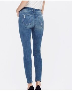 MOTHER “The Looker” Jeans in the “Hillbilly Heart” Wash, Like New, Sz29
